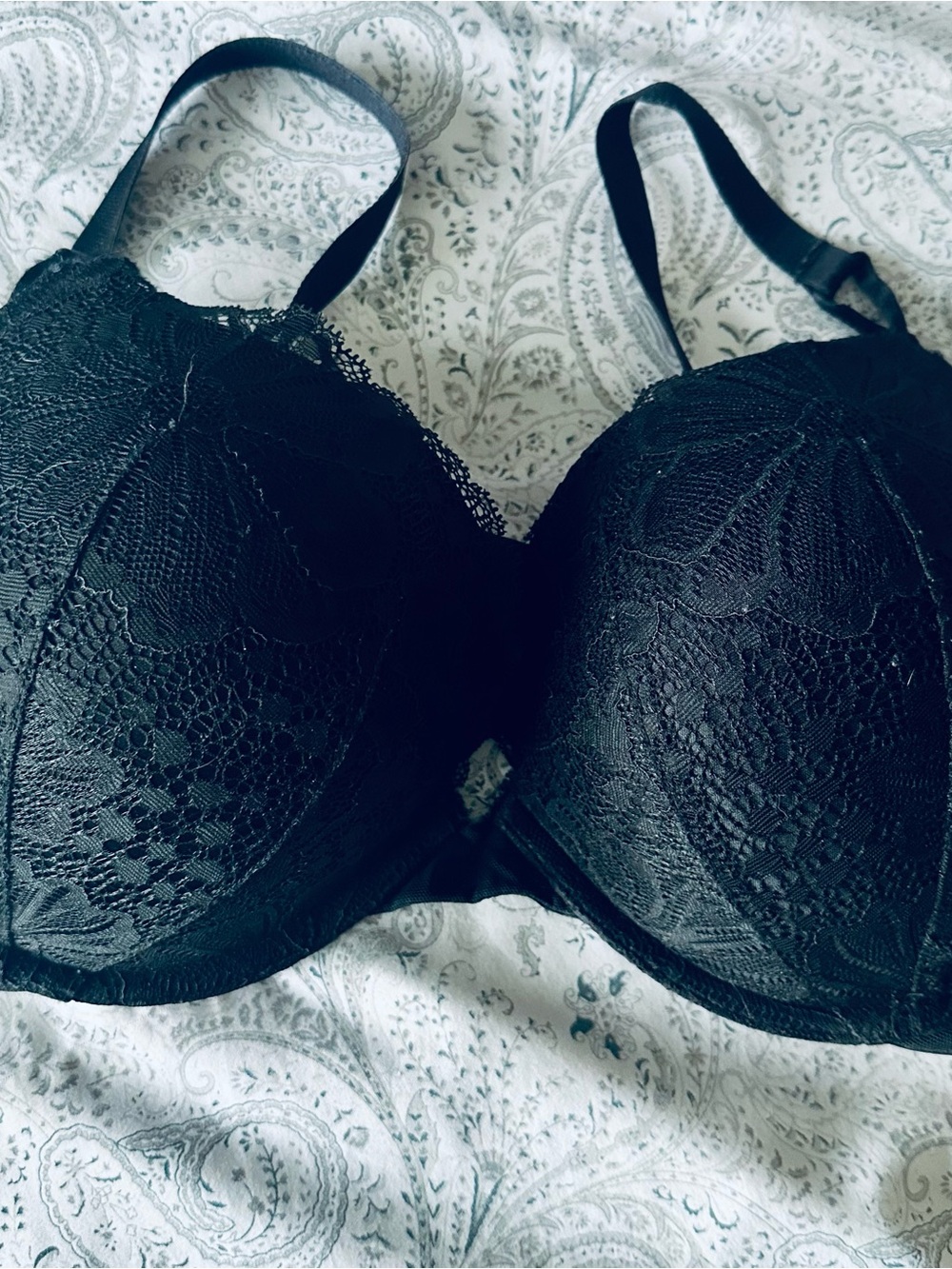 Victoria's Secret Black Lace Underwire T-shirt Bra